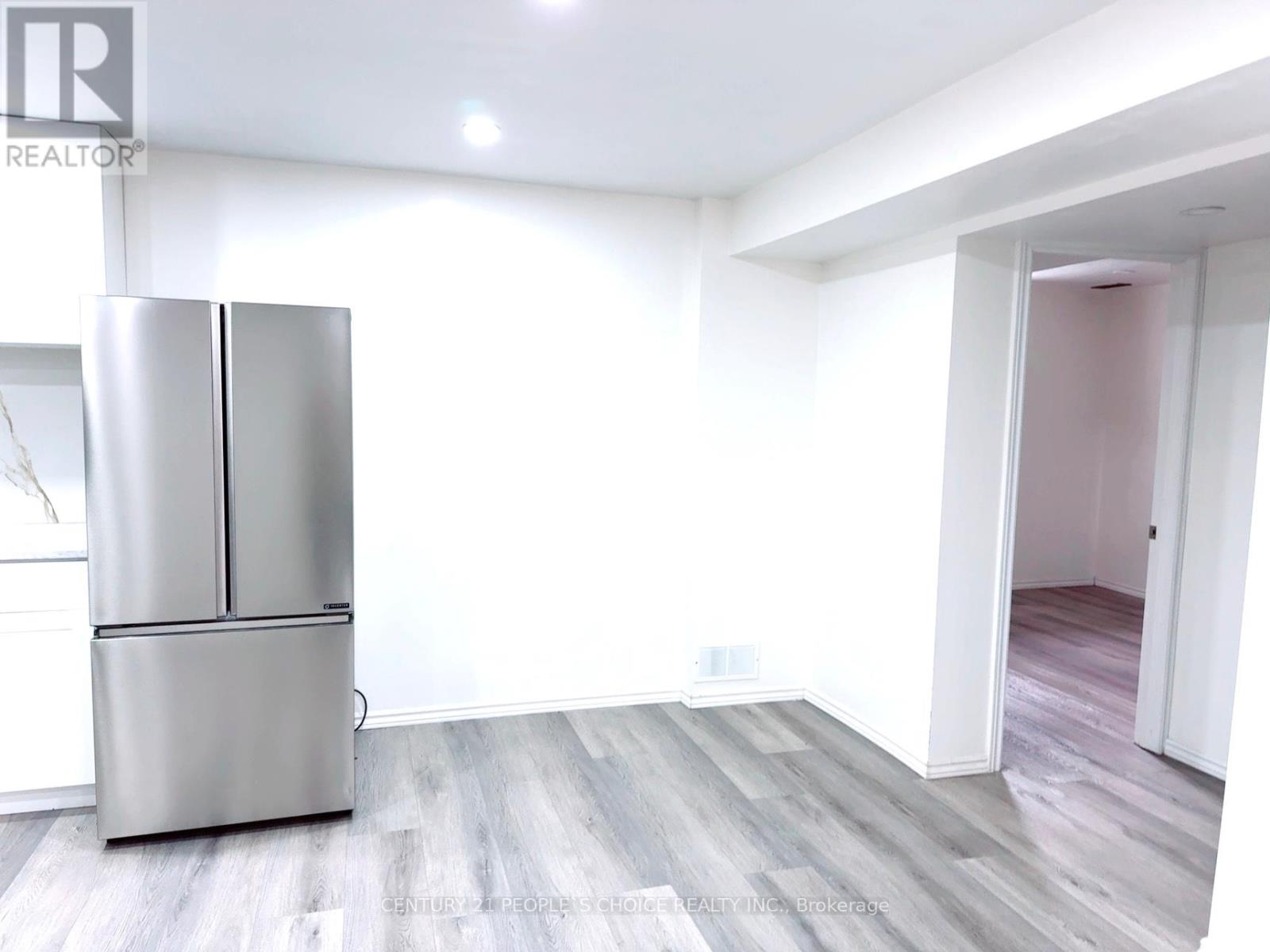 Bsmt - 15 Slack Street, Bradford West Gwillimbury (Bradford), Ontario  L3Z 0S4 - Photo 11 - N12510280