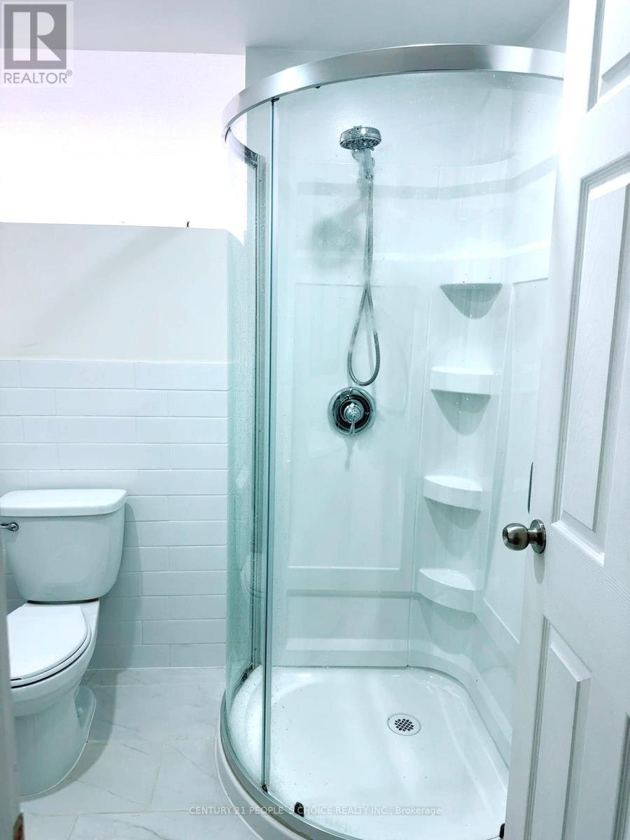 Bsmt - 15 Slack Street, Bradford West Gwillimbury (Bradford), Ontario  L3Z 0S4 - Photo 5 - N12510280