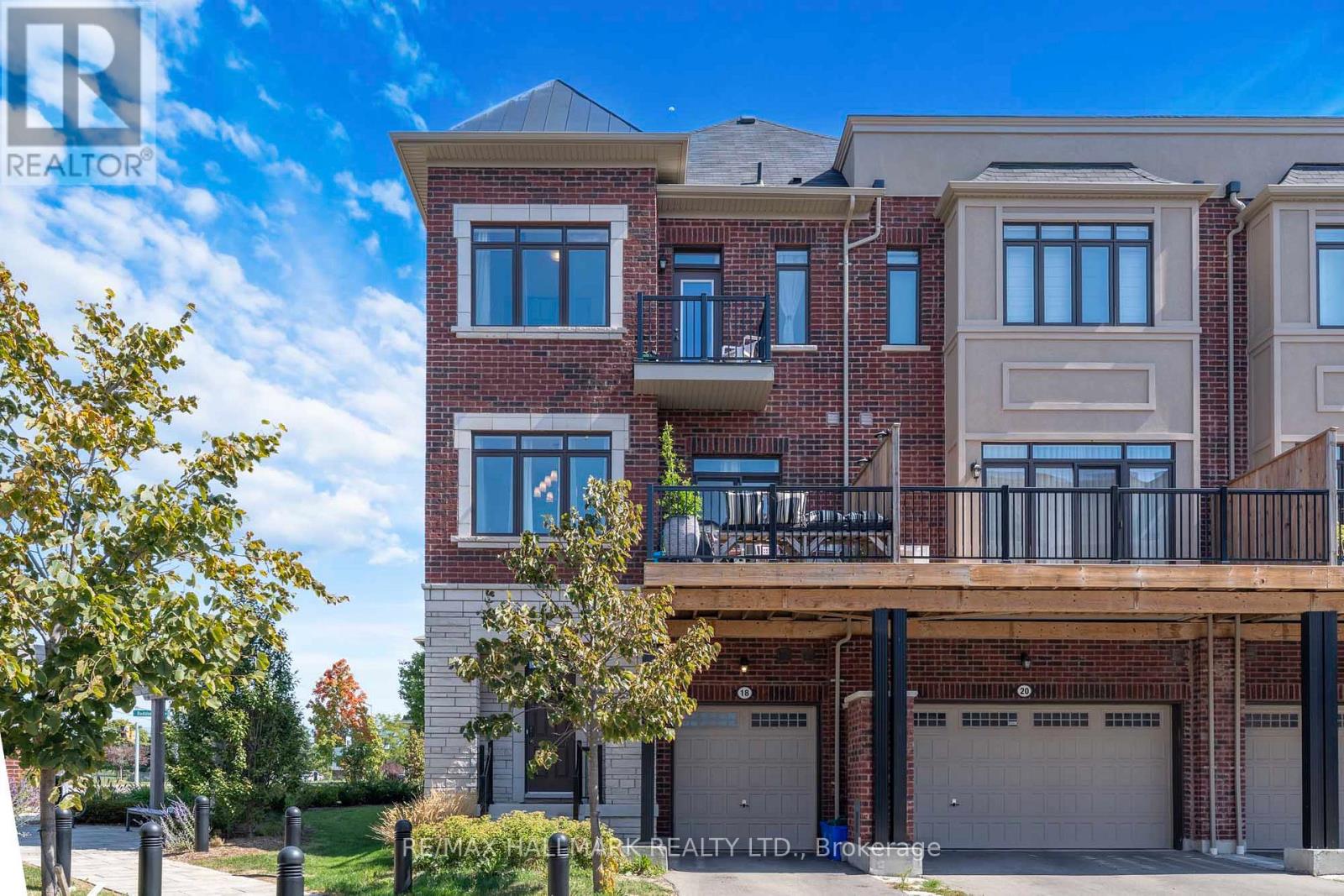 18 JOHN GREENE LANE, Richmond Hill, Ontario