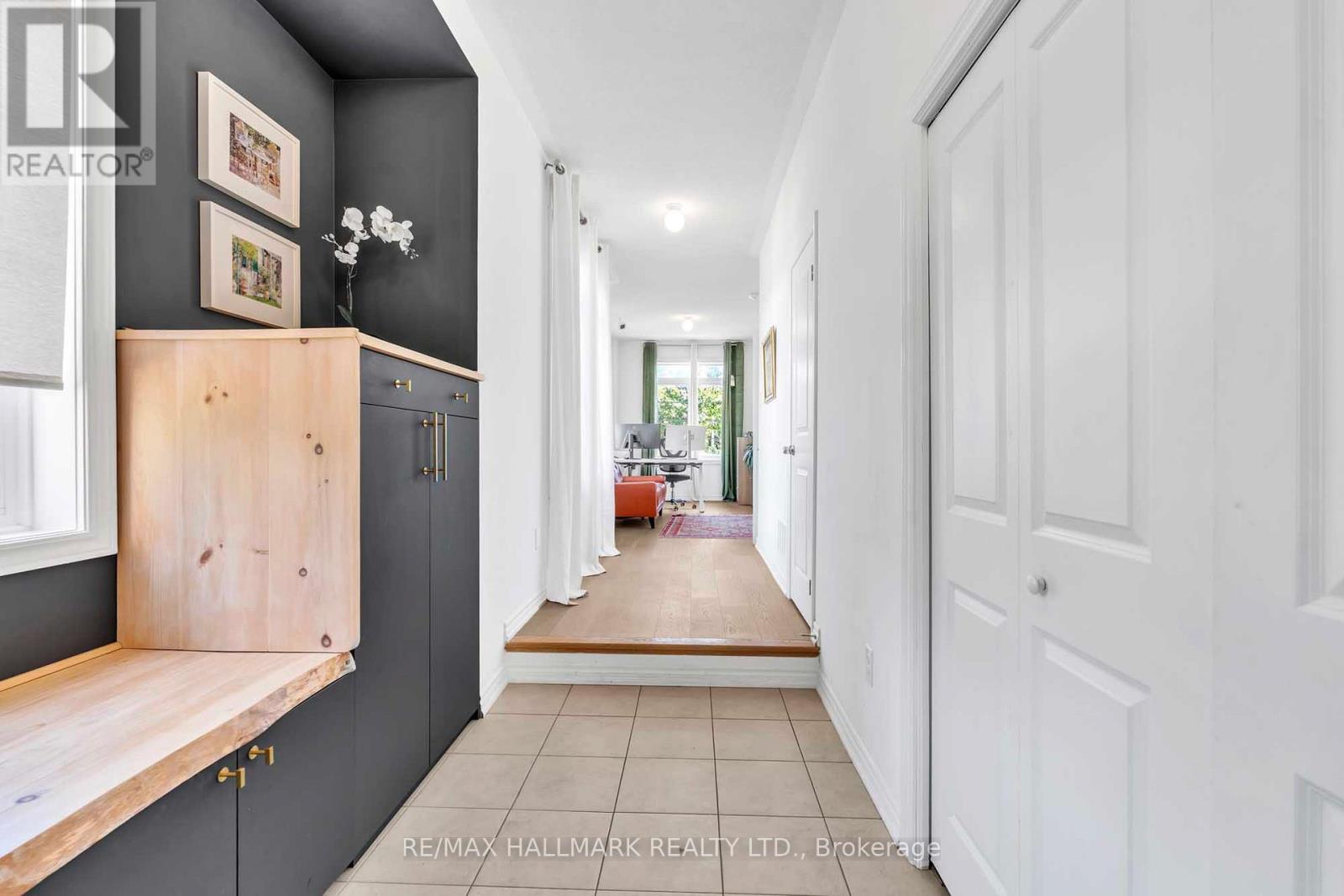 18 John Greene Lane, Richmond Hill, Ontario  L4S 0L9 - Photo 3 - N12510312