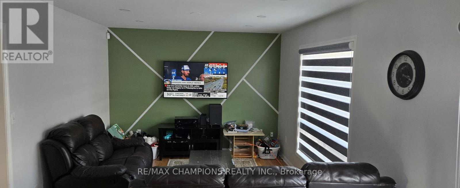 403 Brisdale Drive, Brampton, Ontario  L7A 3M5 - Photo 10 - W12503454