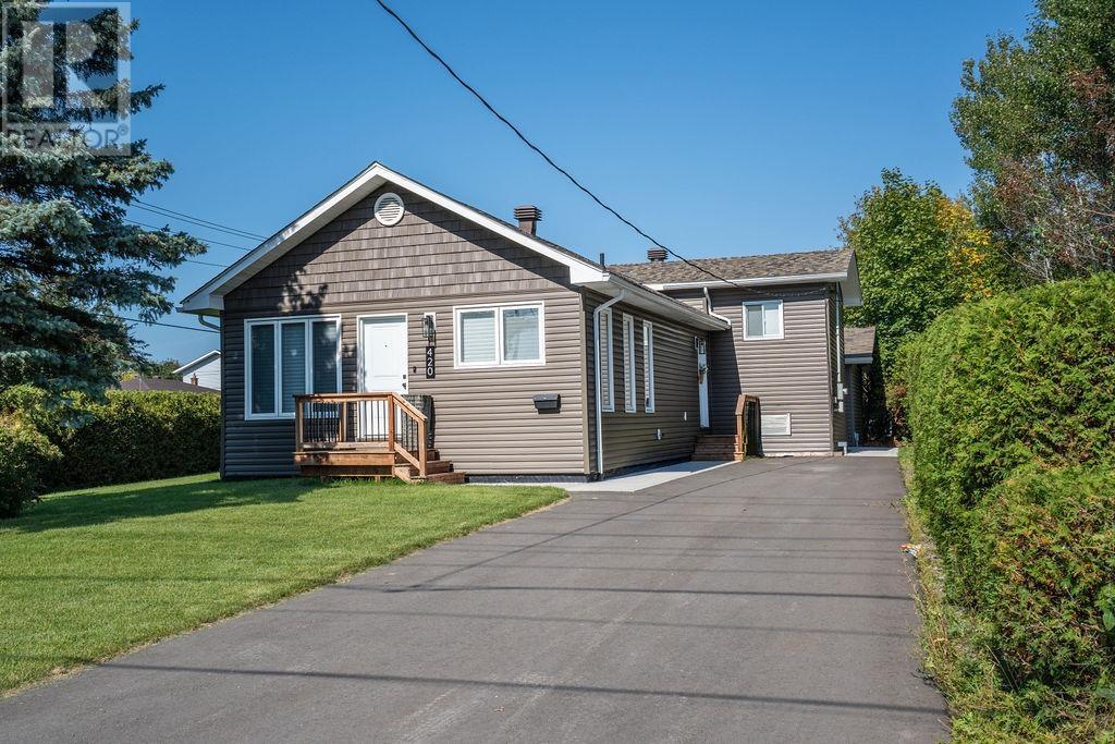 420 Second Lin W, Sault Ste. Marie, Ontario P6C 2J7 - Photo 1 - SM253156