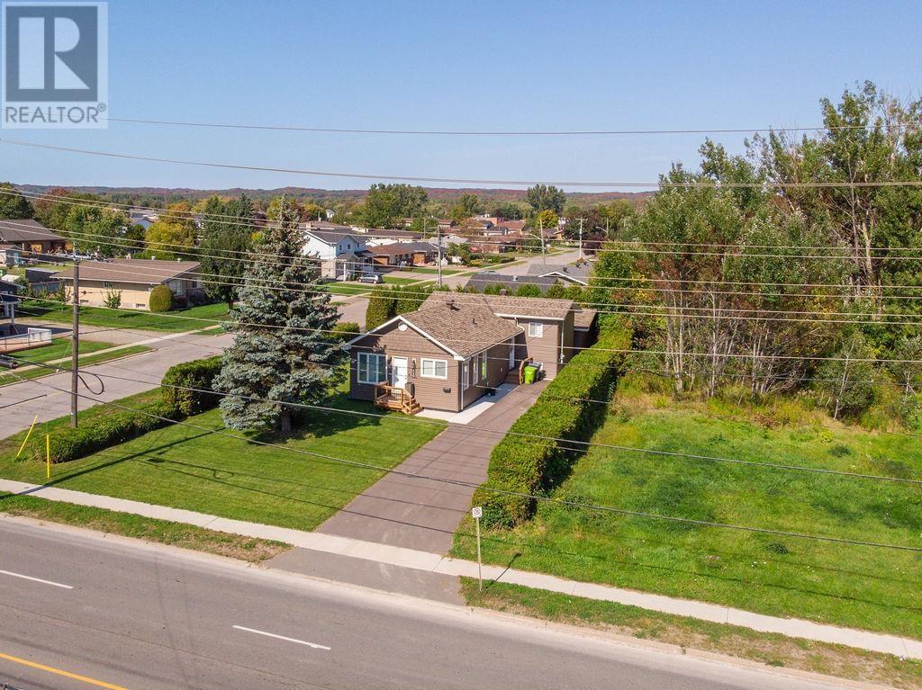 420 Second Lin W, Sault Ste. Marie, Ontario P6C 2J7 - Photo 12 - SM253156