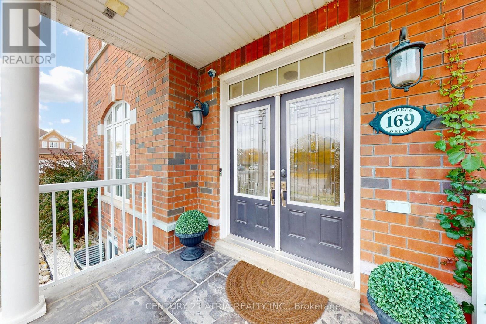 169 Barber Drive, Halton Hills, Ontario  L7G 5L5 - Photo 6 - W12510262