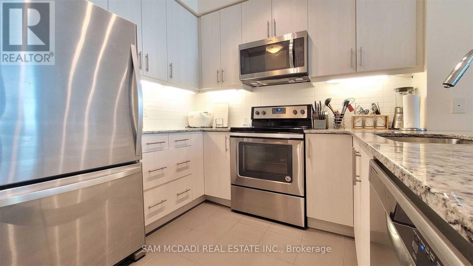 4306 - 3975 Grand Park Drive, Mississauga, Ontario  L5B 4M6 - Photo 3 - W12510270