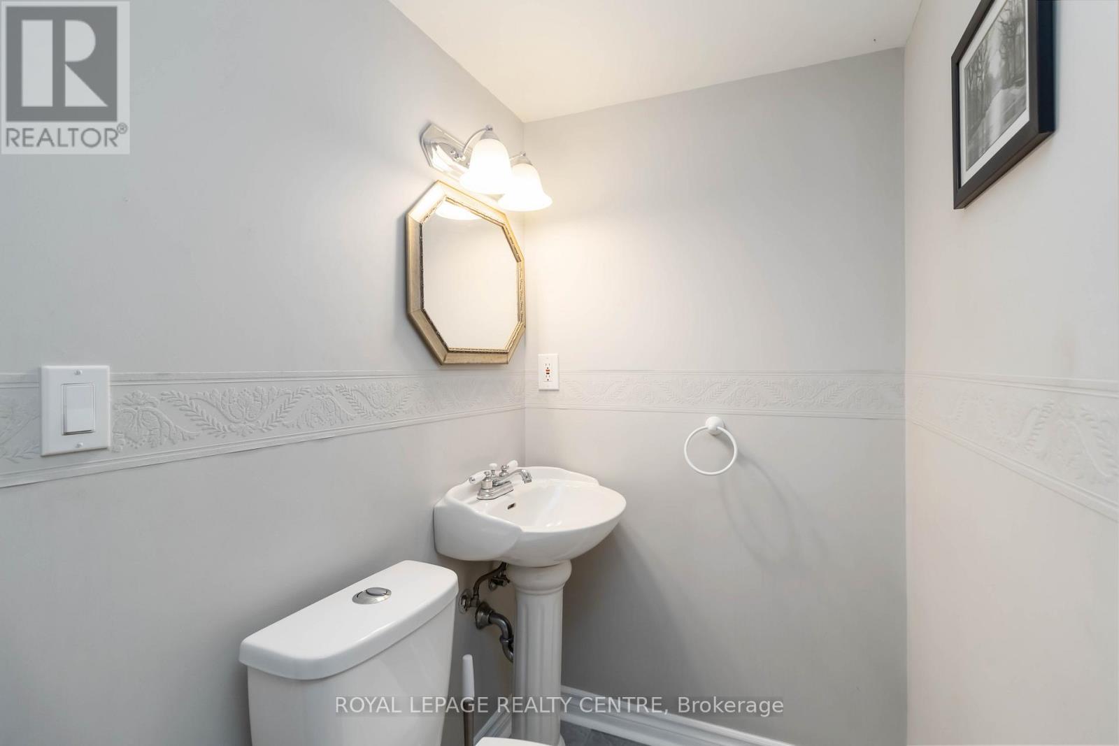 466 Malaga Road, Mississauga, Ontario  L5B 3W2 - Photo 34 - W12510290