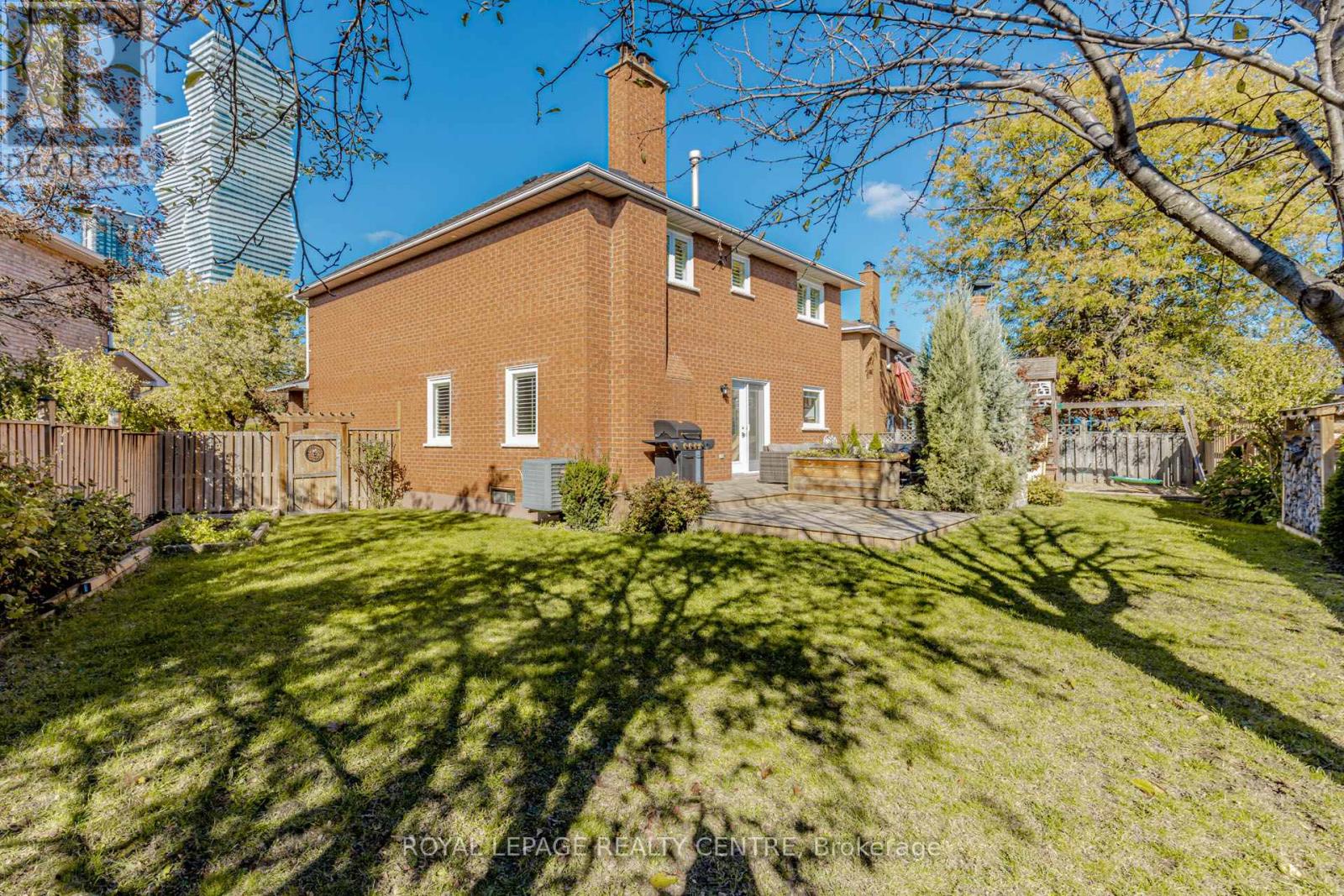 466 Malaga Road, Mississauga, Ontario  L5B 3W2 - Photo 41 - W12510290