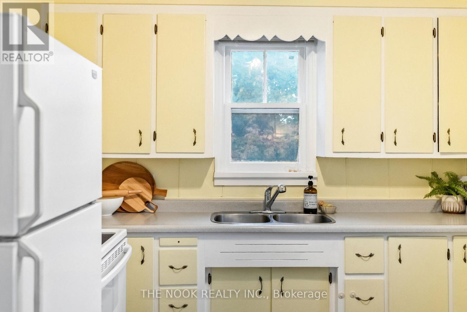 10 Meyers Street, Belleville, Ontario K8N 2N6 - Photo 6 - X12510390