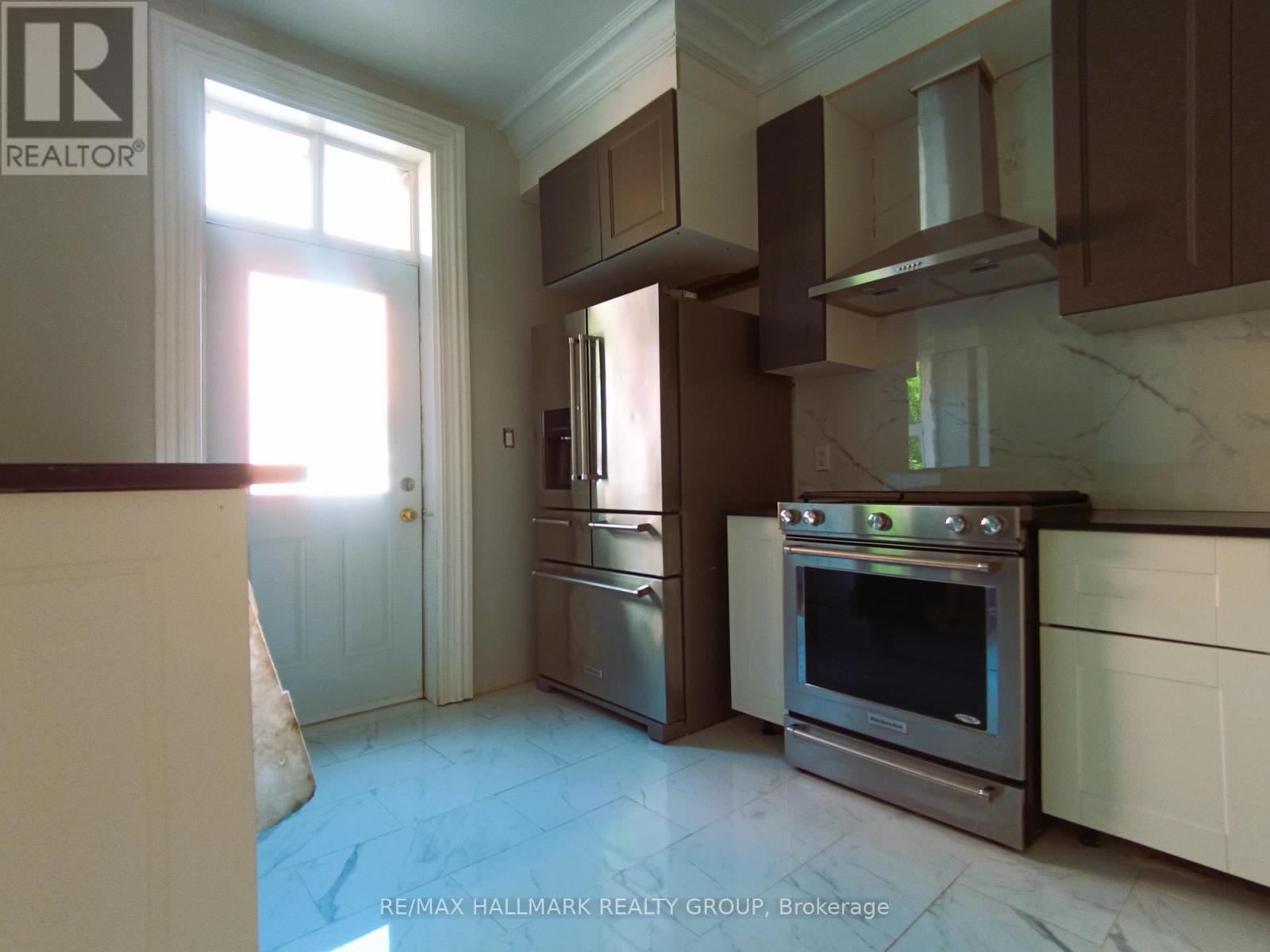 460 Wilbrod Street, Ottawa, Ontario  K1N 6M8 - Photo 5 - X12510402