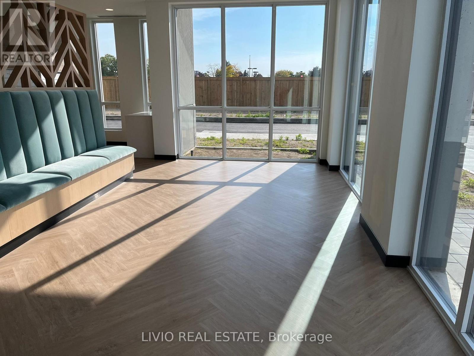 309 - 1333 Weber Street E, Kitchener, Ontario  N2A 1C2 - Photo 3 - X12510282