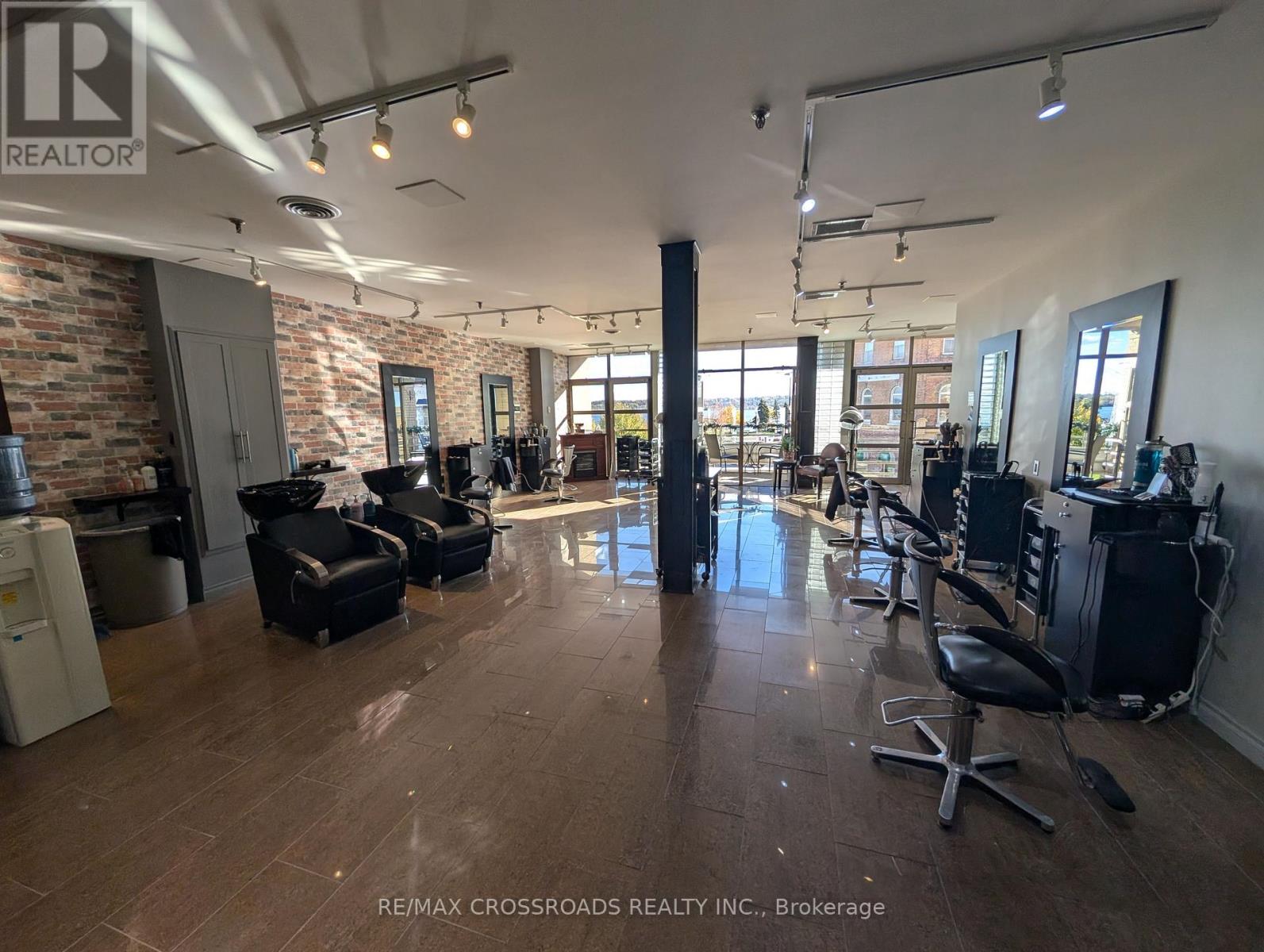 200 - 50 Dunlop Street E, Barrie, Ontario  L4M 6J9 - Photo 21 - S12505826