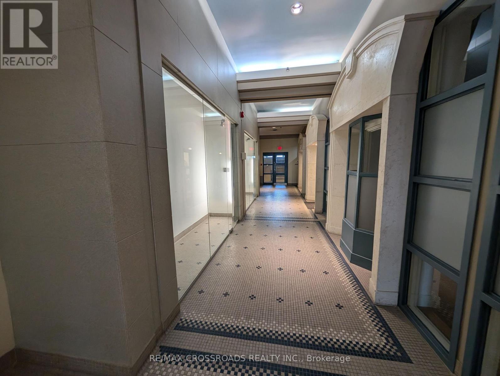 200 - 50 Dunlop Street E, Barrie, Ontario  L4M 6J9 - Photo 9 - S12505826