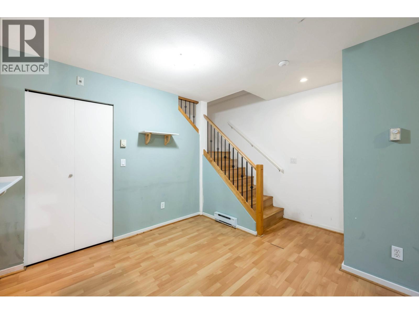 7431 Magnolia Terrace, Burnaby, British Columbia  V5E 4K8 - Photo 13 - R3064450