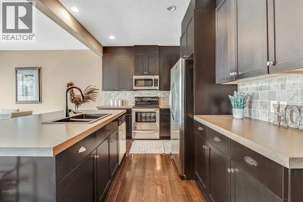 475 Everbrook Way Sw, Calgary, Alberta  T2Y 0J2 - Photo 4 - A2266869