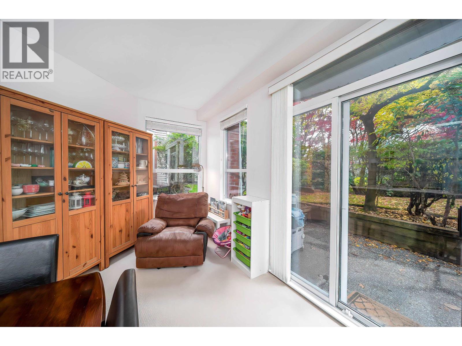 203 5270 Oakmount Crescent, Burnaby, British Columbia  V5H 4S1 - Photo 14 - R3064795