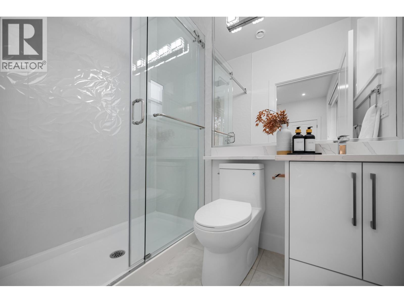 2076 E 50th Avenue, Vancouver, British Columbia  V5P 1V3 - Photo 10 - R3064649