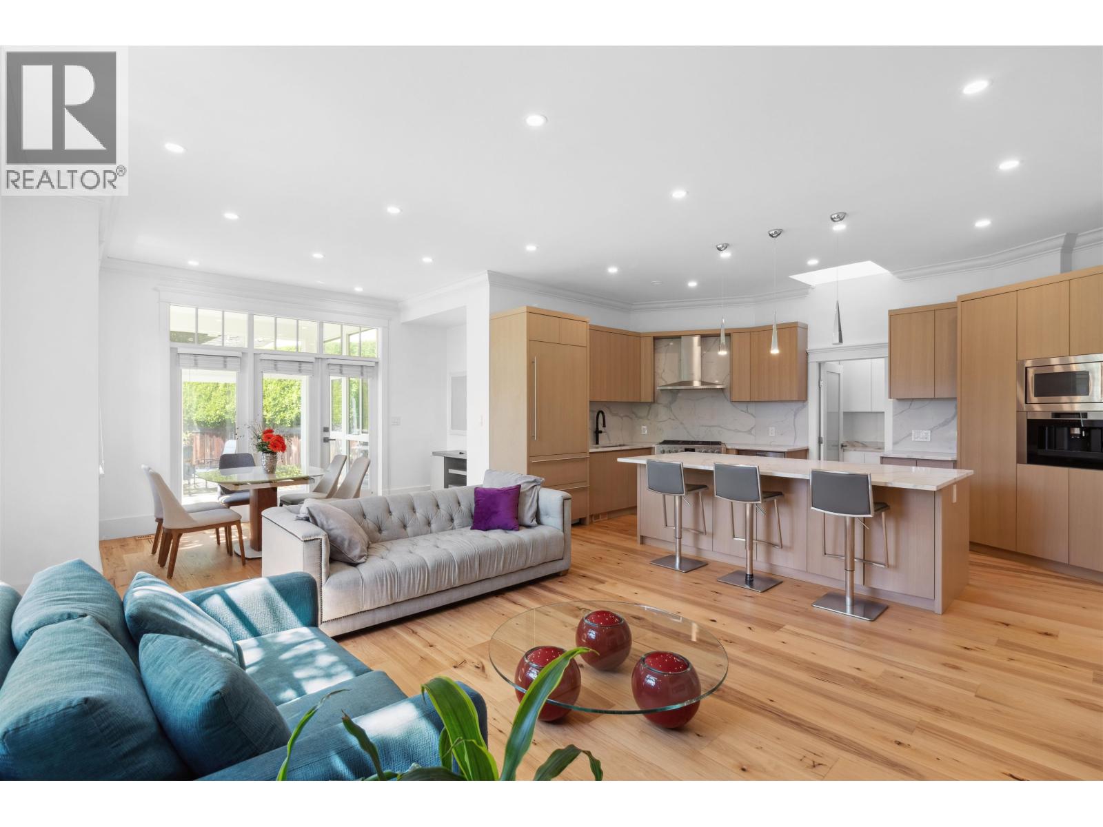 4379 Ross Crescent, West Vancouver, British Columbia  V7W 1B3 - Photo 6 - R3023351