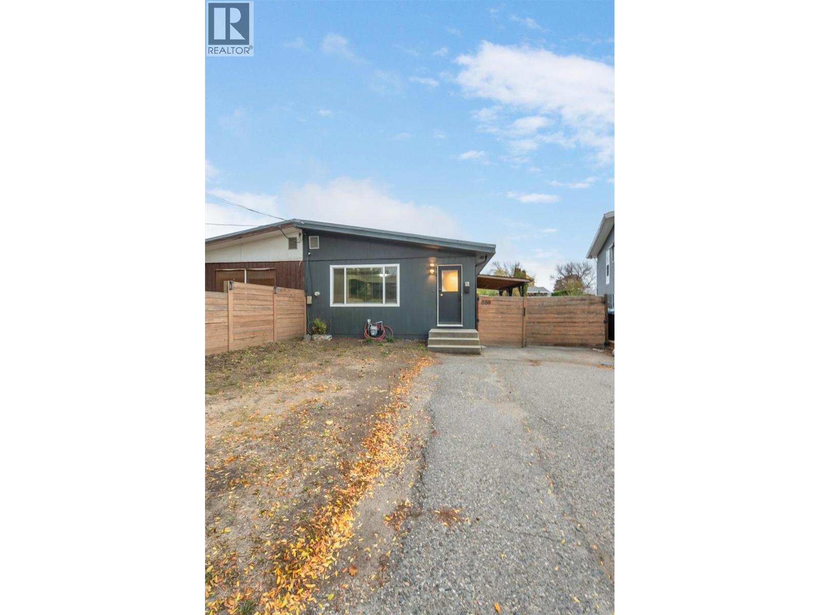 880 Hollydell Road, Kelowna, British Columbia  V1X 1L7 - Photo 33 - 10362875
