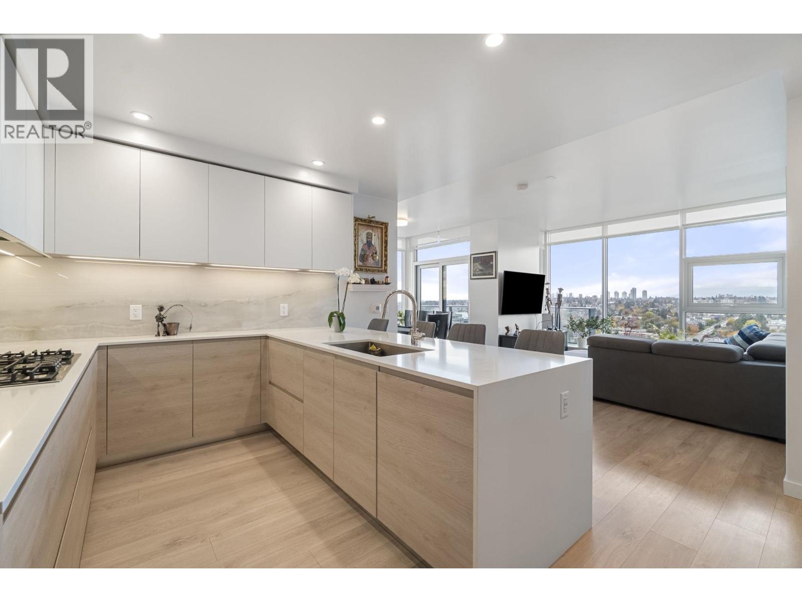 3503 680 Quayside Drive, New Westminster, British Columbia V3M 0P2 - Photo 9 - R3064762