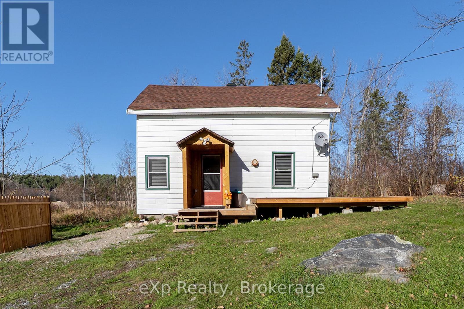 685 Lee Valley Road, Sables-Spanish Rivers, Ontario P0P 1P0 - Photo 2 - X12509236