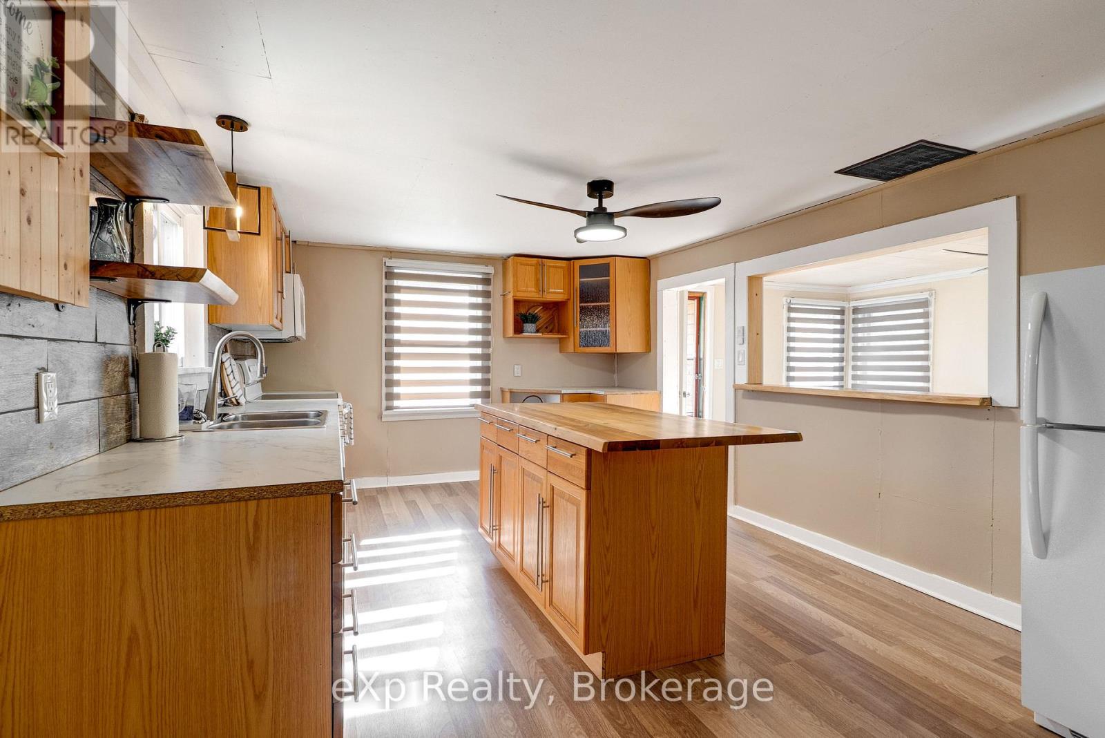 685 Lee Valley Road, Sables-Spanish Rivers, Ontario P0P 1P0 - Photo 5 - X12509236