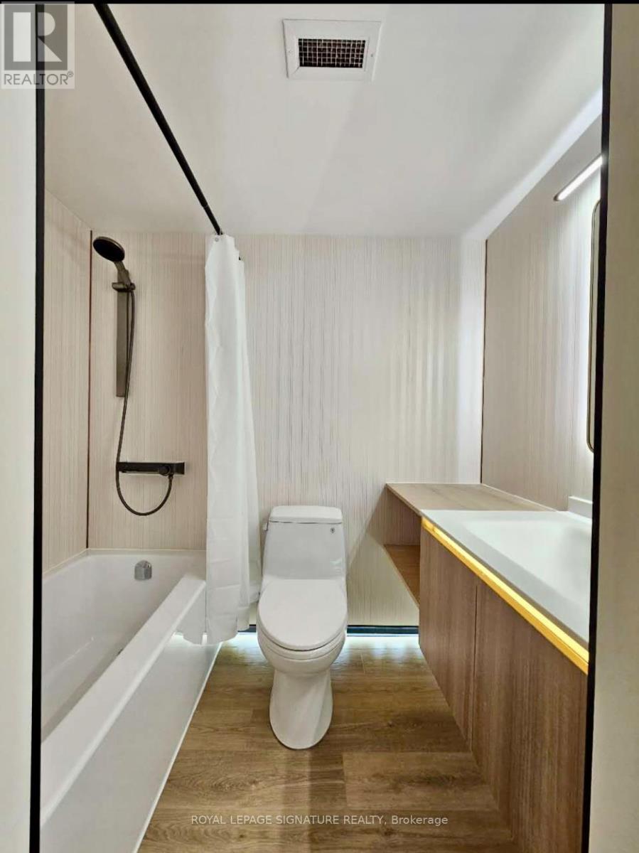 705 - 720 Spadina Avenue, Toronto, Ontario  M5S 2T9 - Photo 10 - C12510342