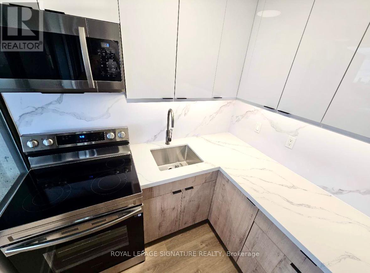 705 - 720 Spadina Avenue, Toronto, Ontario  M5S 2T9 - Photo 11 - C12510342