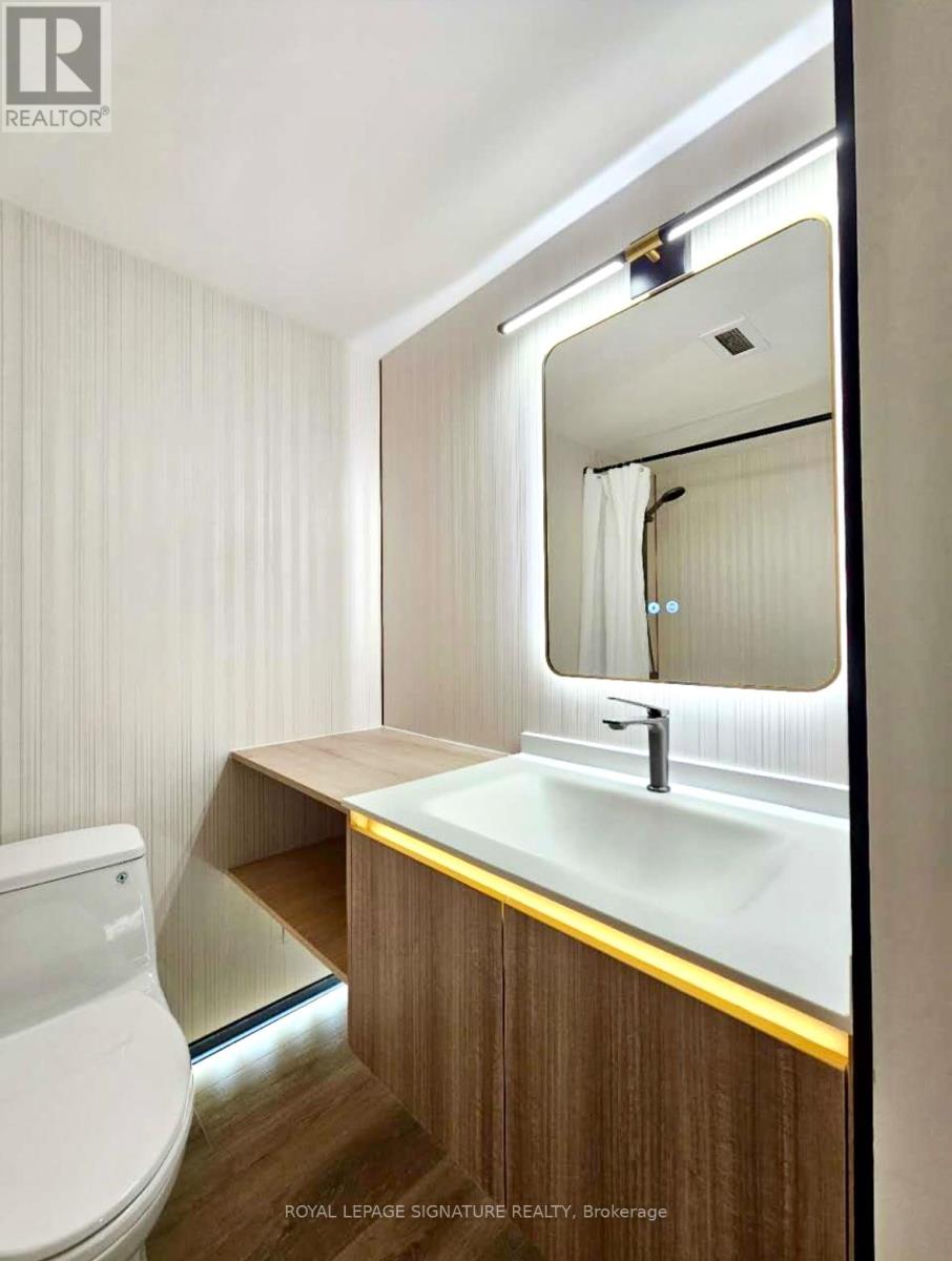 705 - 720 Spadina Avenue, Toronto, Ontario  M5S 2T9 - Photo 9 - C12510342