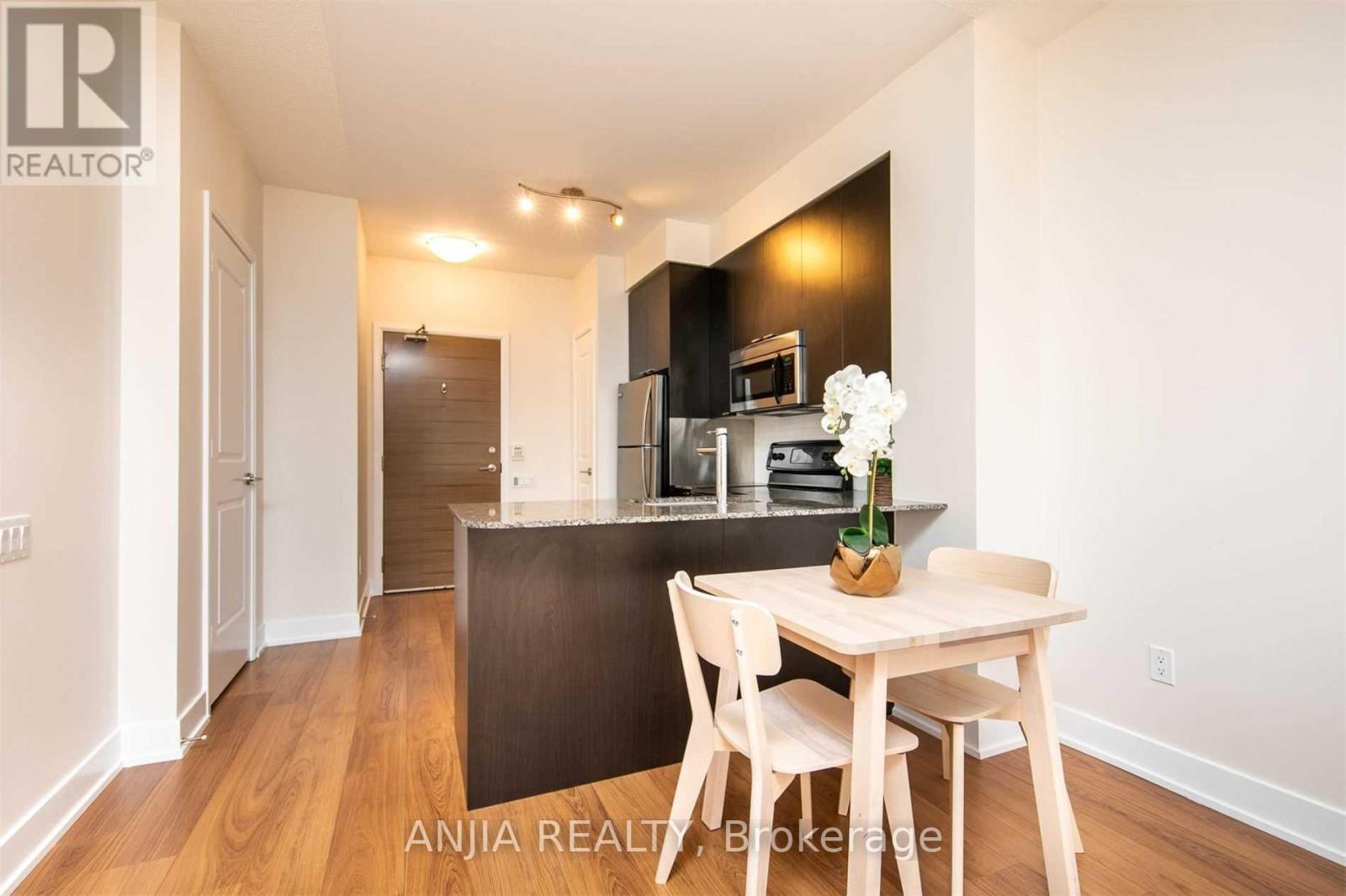 1712 - 23 Sheppard Avenue E, Toronto, Ontario  M2N 0C8 - Photo 4 - C12510360