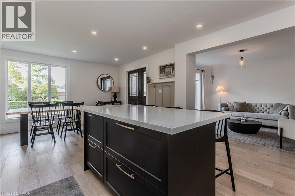 333 St Paul Street, Burlington, Ontario  L7R 3K2 - Photo 5 - 40781560