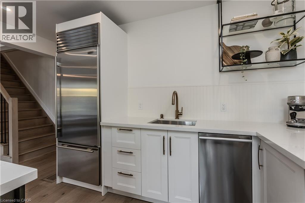 333 St Paul Street, Burlington, Ontario  L7R 3K2 - Photo 4 - 40781560