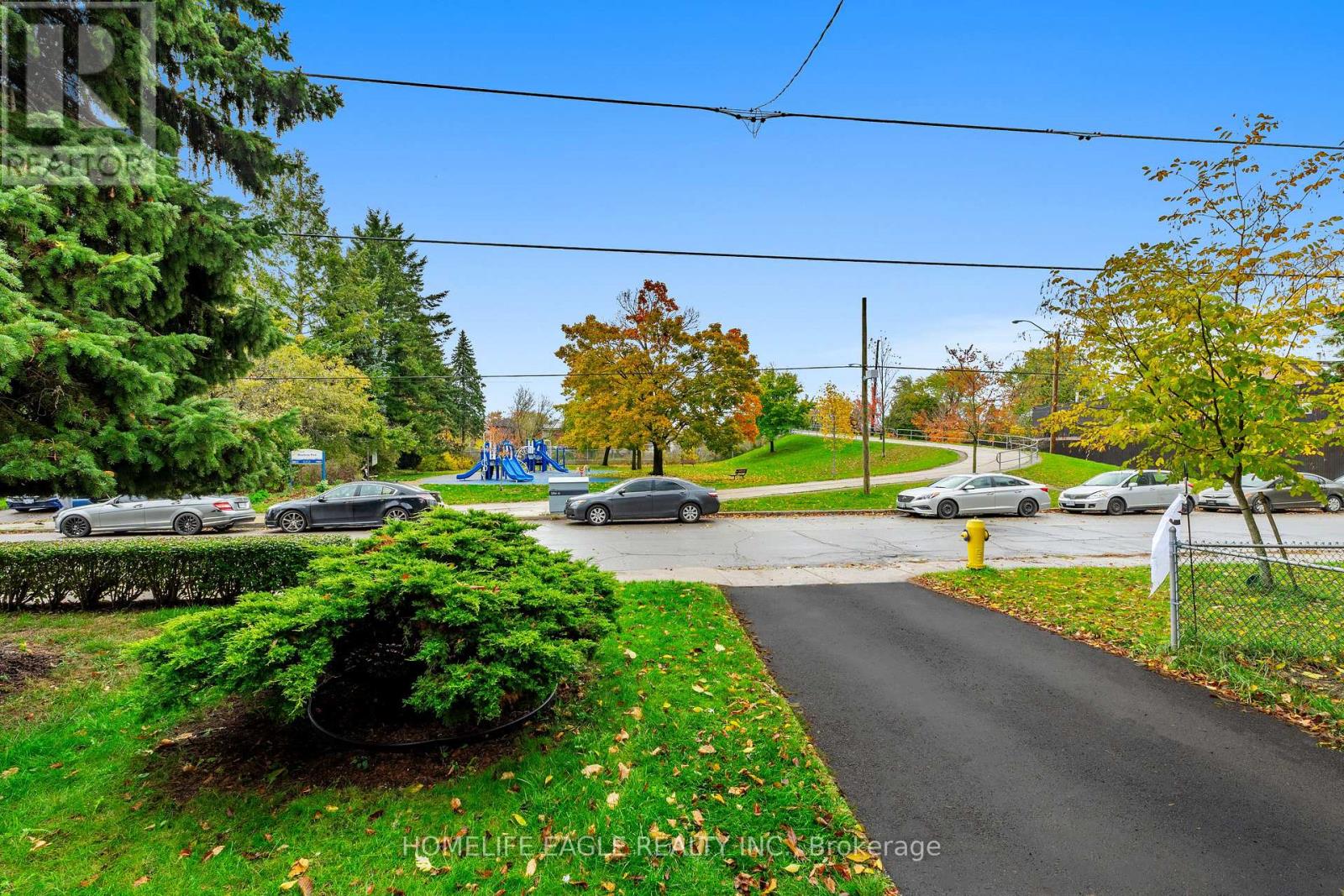 146 Raleigh Avenue, Toronto, Ontario  M1K 1A4 - Photo 17 - E12510354