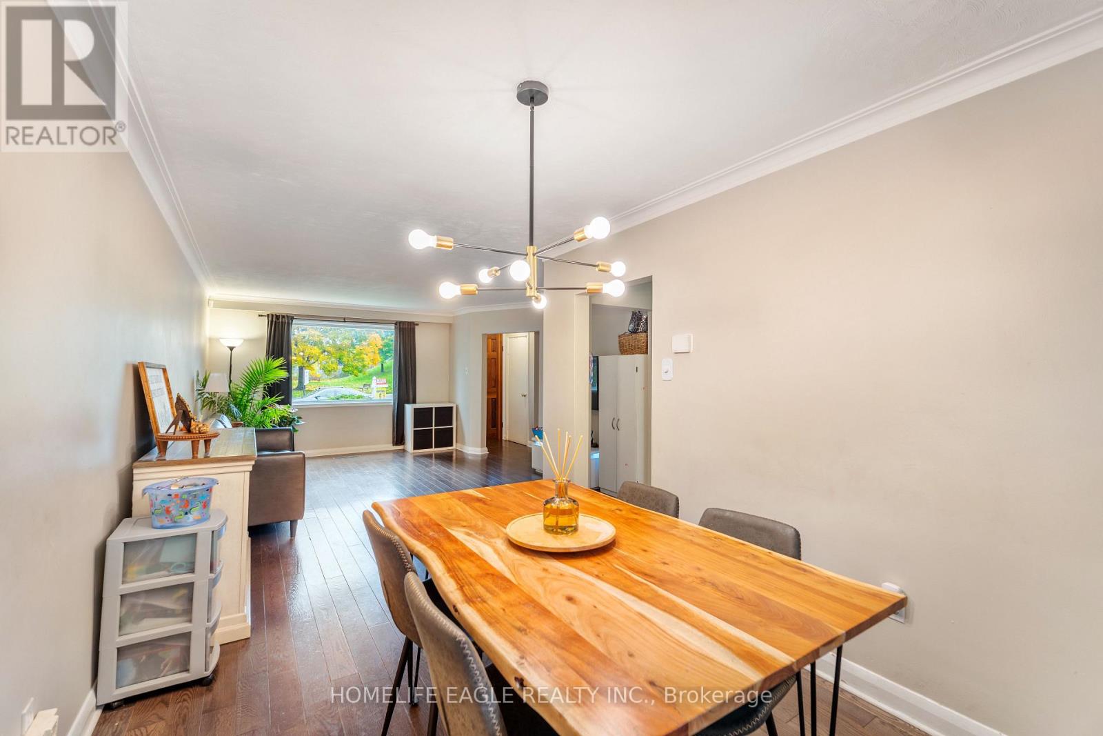 146 Raleigh Avenue, Toronto, Ontario  M1K 1A4 - Photo 5 - E12510354