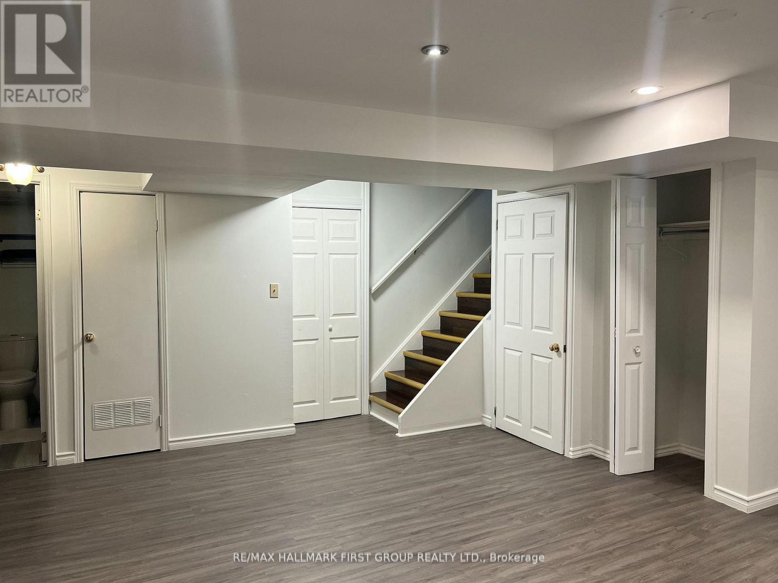 1731 Echo Point Court, Pickering, Ontario  L1V 5E1 - Photo 4 - E12510408