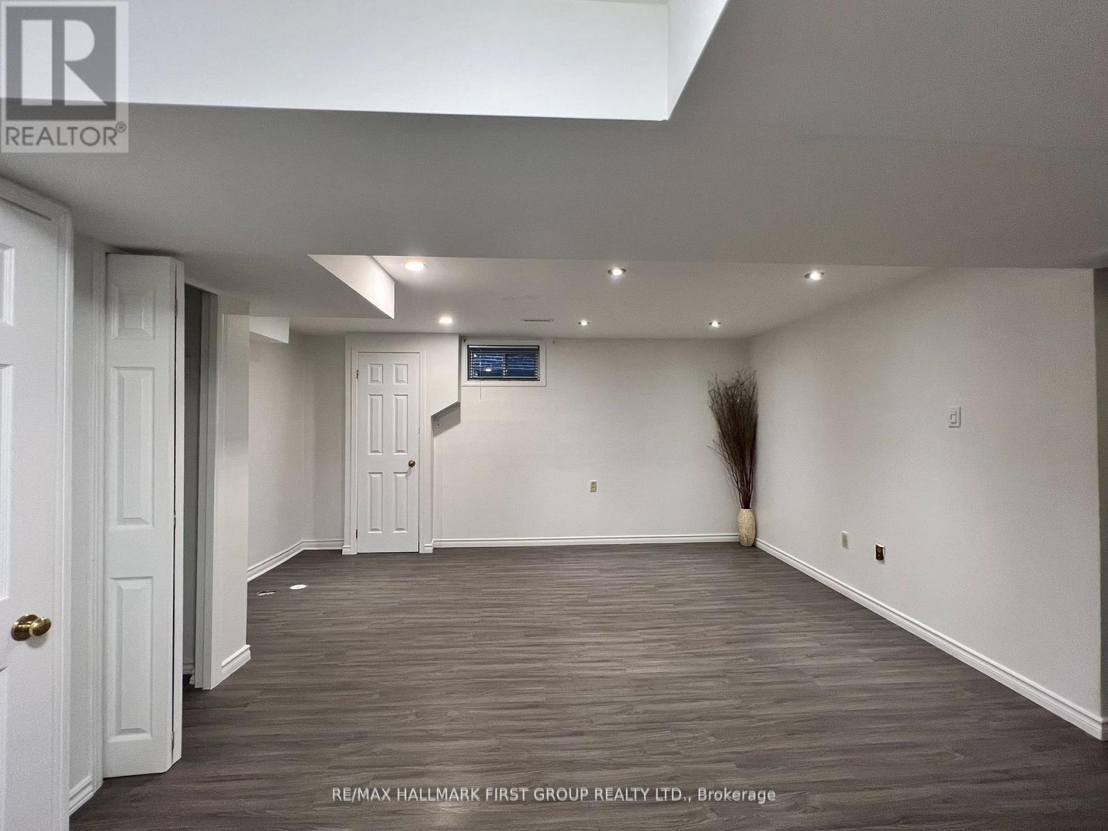 1731 Echo Point Court, Pickering, Ontario  L1V 5E1 - Photo 7 - E12510408