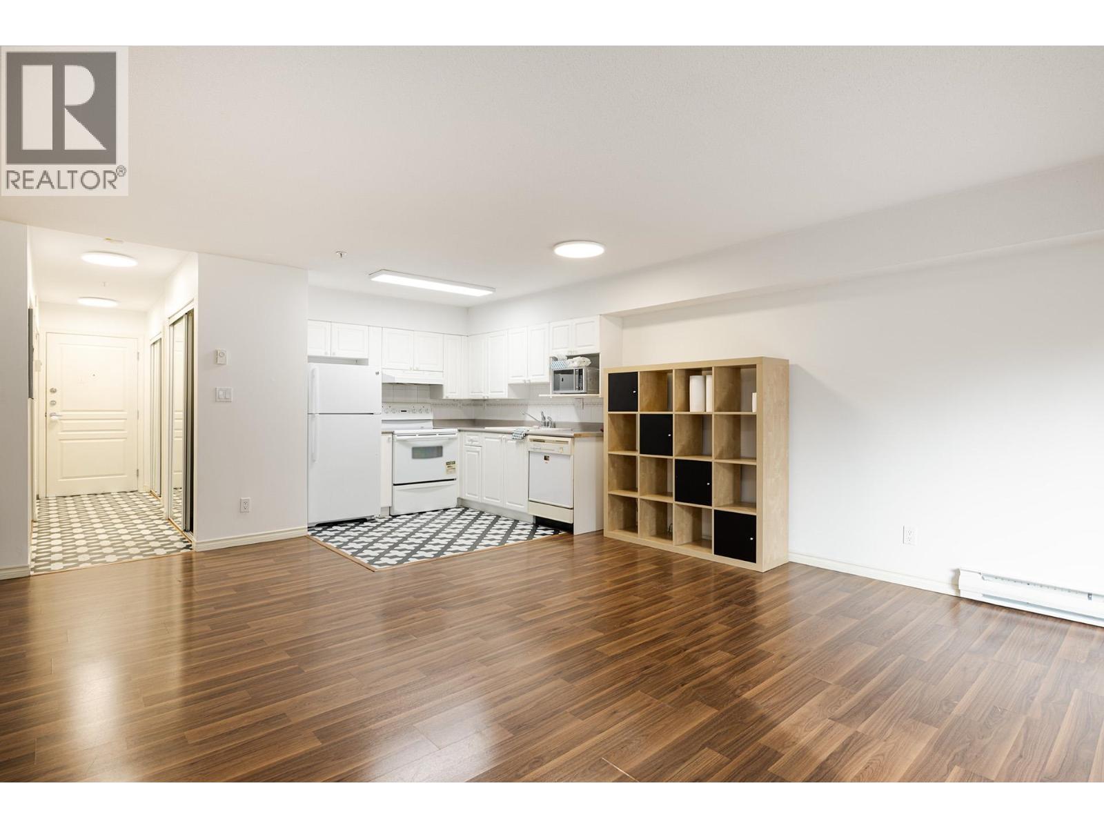 105 2130 W 12th Avenue, Vancouver, British Columbia  V6K 2N2 - Photo 5 - R3053761