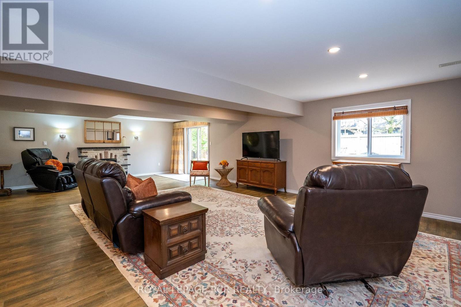 39 Dinnick Crescent, Orangeville, Ontario  L9W 0B7 - Photo 14 - W12482831