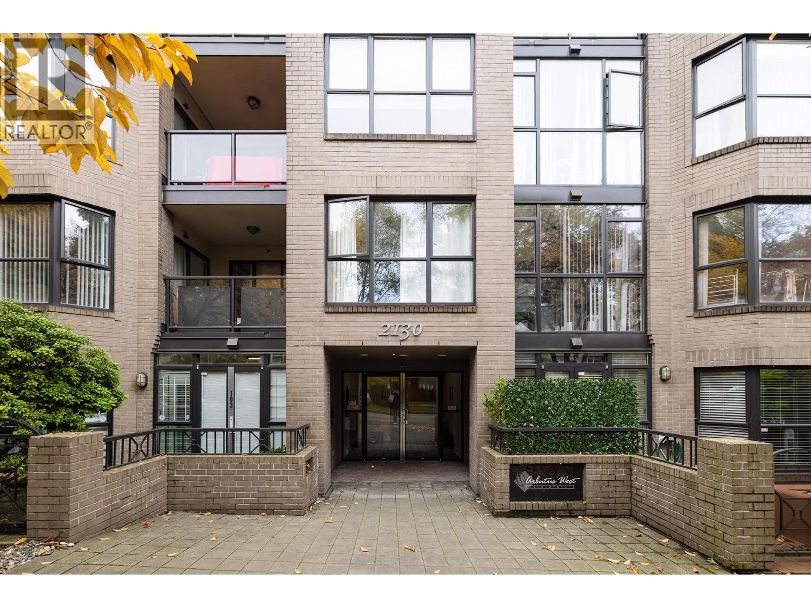 105 2130 W 12TH AVENUE, Vancouver, British Columbia