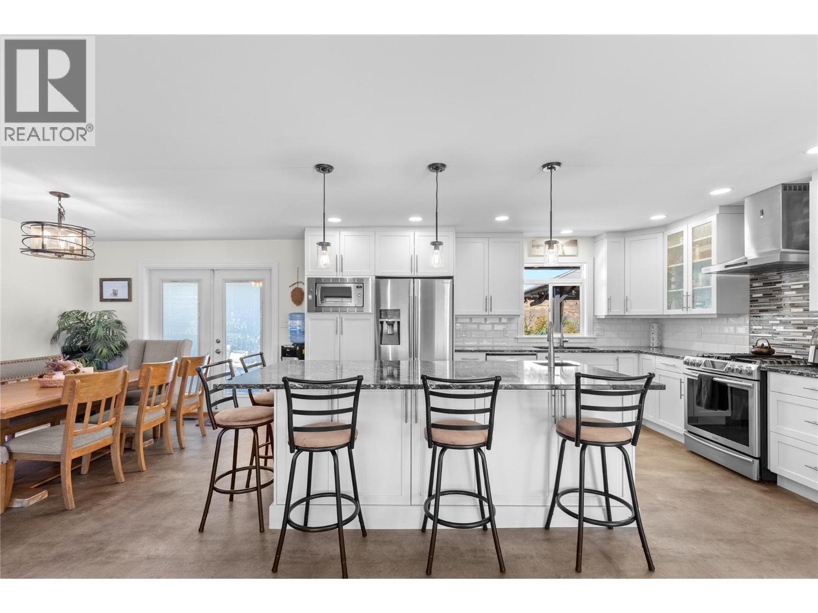 3905 17th Avenue, Vernon, British Columbia  V1T 6Z1 - Photo 9 - 10362492