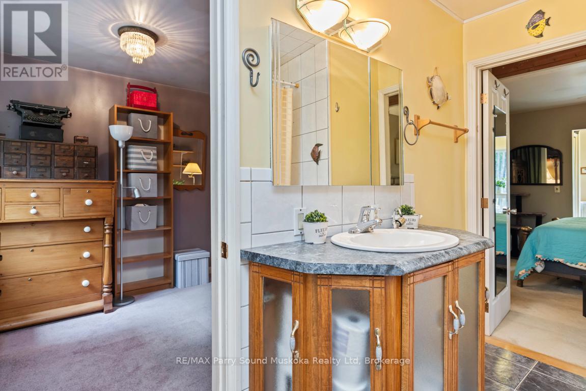 252 Dunchurch Estates Road, Whitestone, Ontario  P0A 1G0 - Photo 23 - X12383449