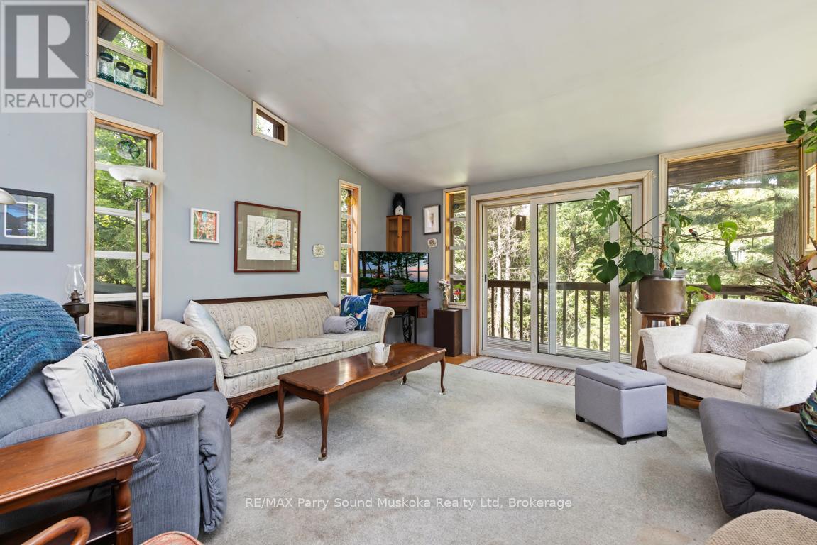 252 Dunchurch Estates Road, Whitestone, Ontario  P0A 1G0 - Photo 11 - X12383449