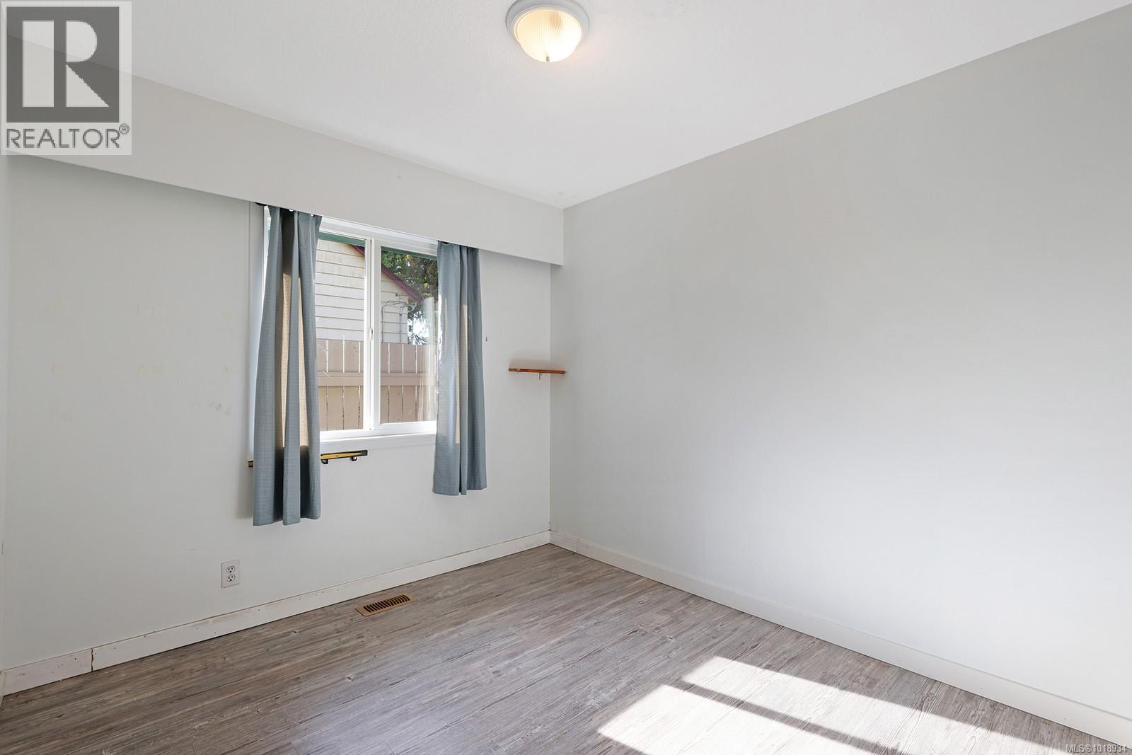 1110 Urquhart Ave, Courtenay, British Columbia  V9N 3K5 - Photo 13 - 1018934