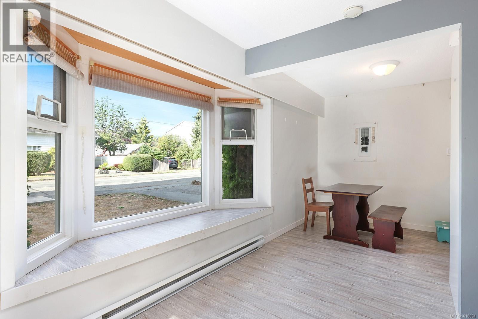 1110 Urquhart Ave, Courtenay, British Columbia  V9N 3K5 - Photo 8 - 1018934