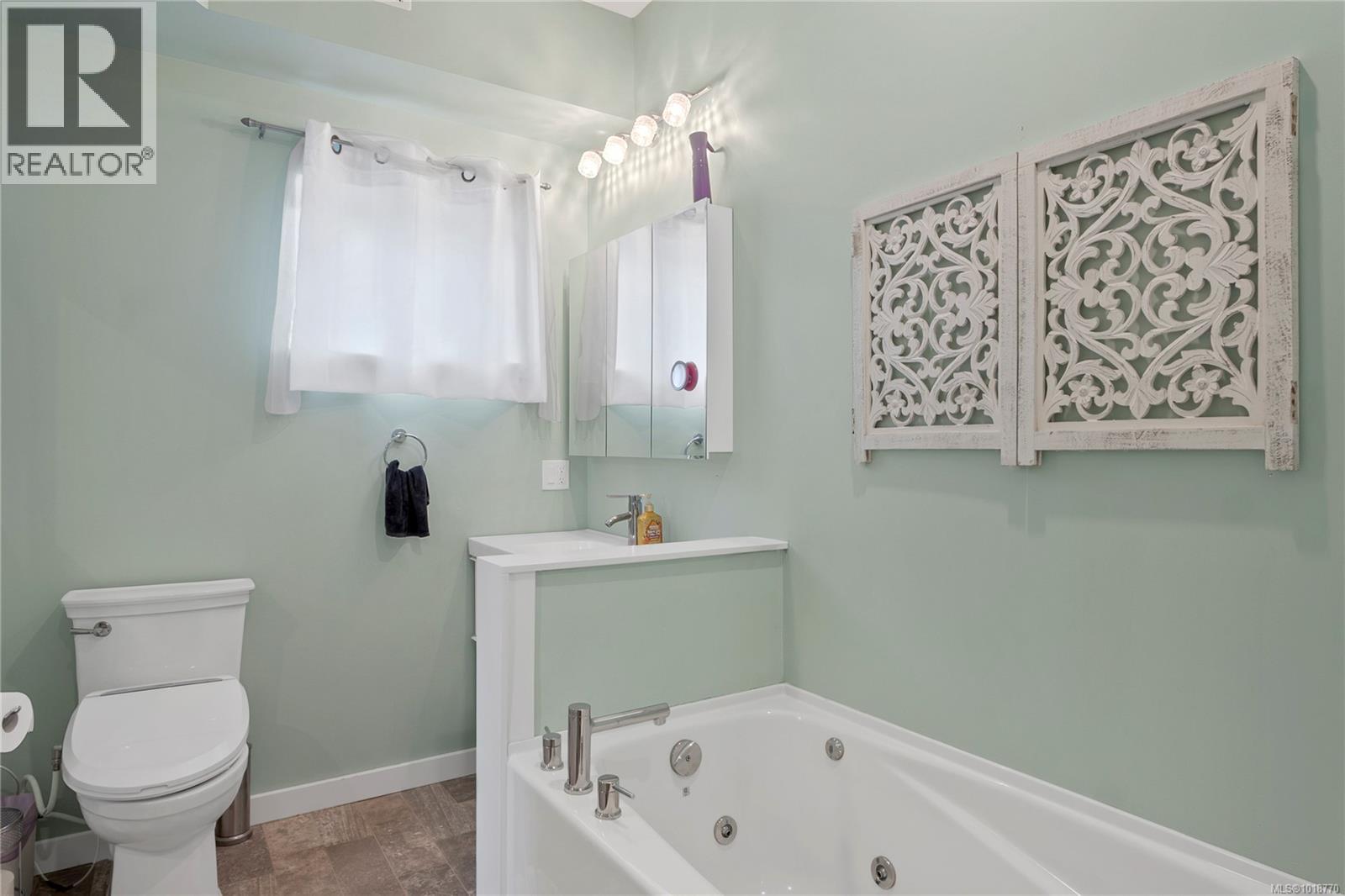 3885 Discovery Dr, Campbell River, British Columbia  V9W 4X5 - Photo 63 - 1018770