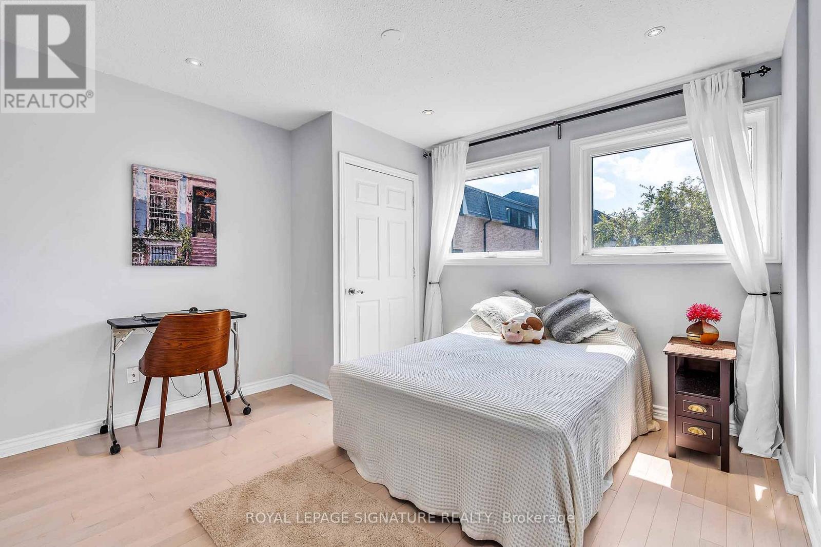 14 Poplar Crescent, Aurora, Ontario  L4G 3L3 - Photo 22 - N12510350