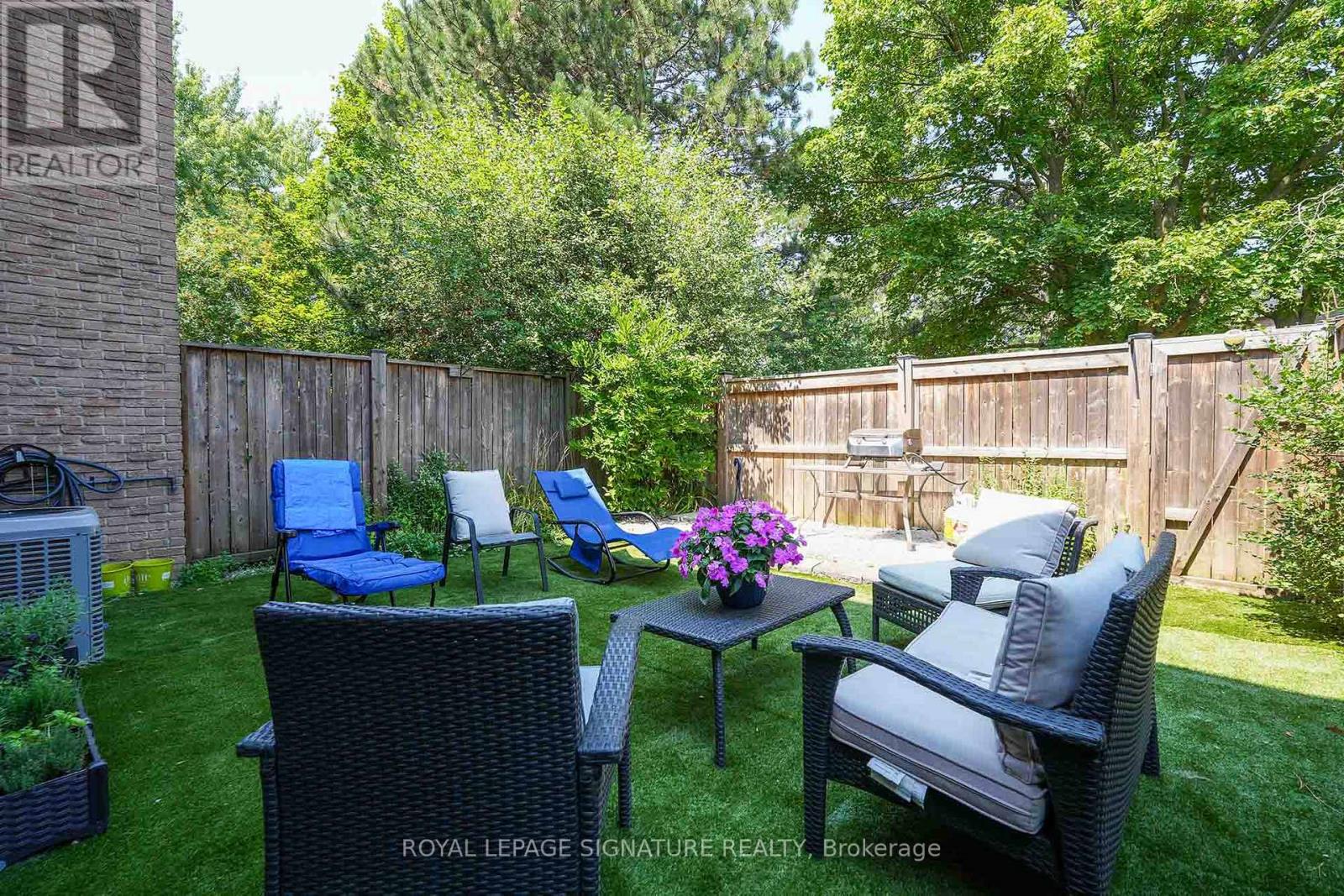 14 Poplar Crescent, Aurora, Ontario  L4G 3L3 - Photo 35 - N12510350