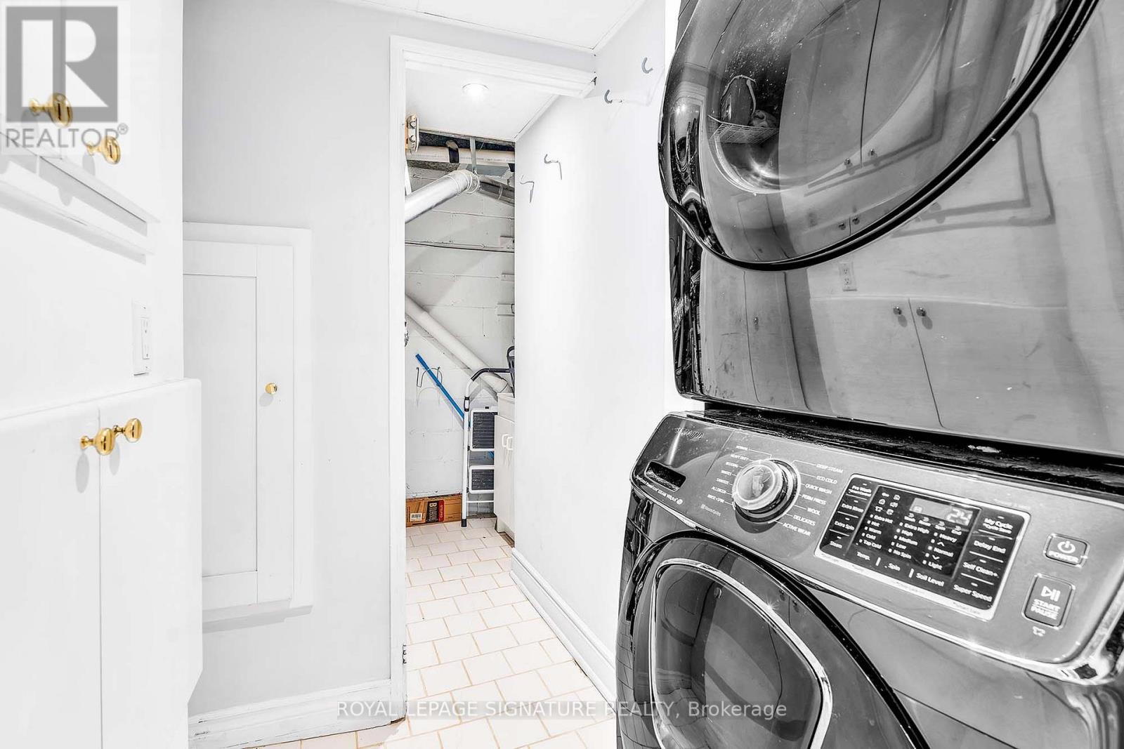 14 Poplar Crescent, Aurora, Ontario  L4G 3L3 - Photo 7 - N12510350