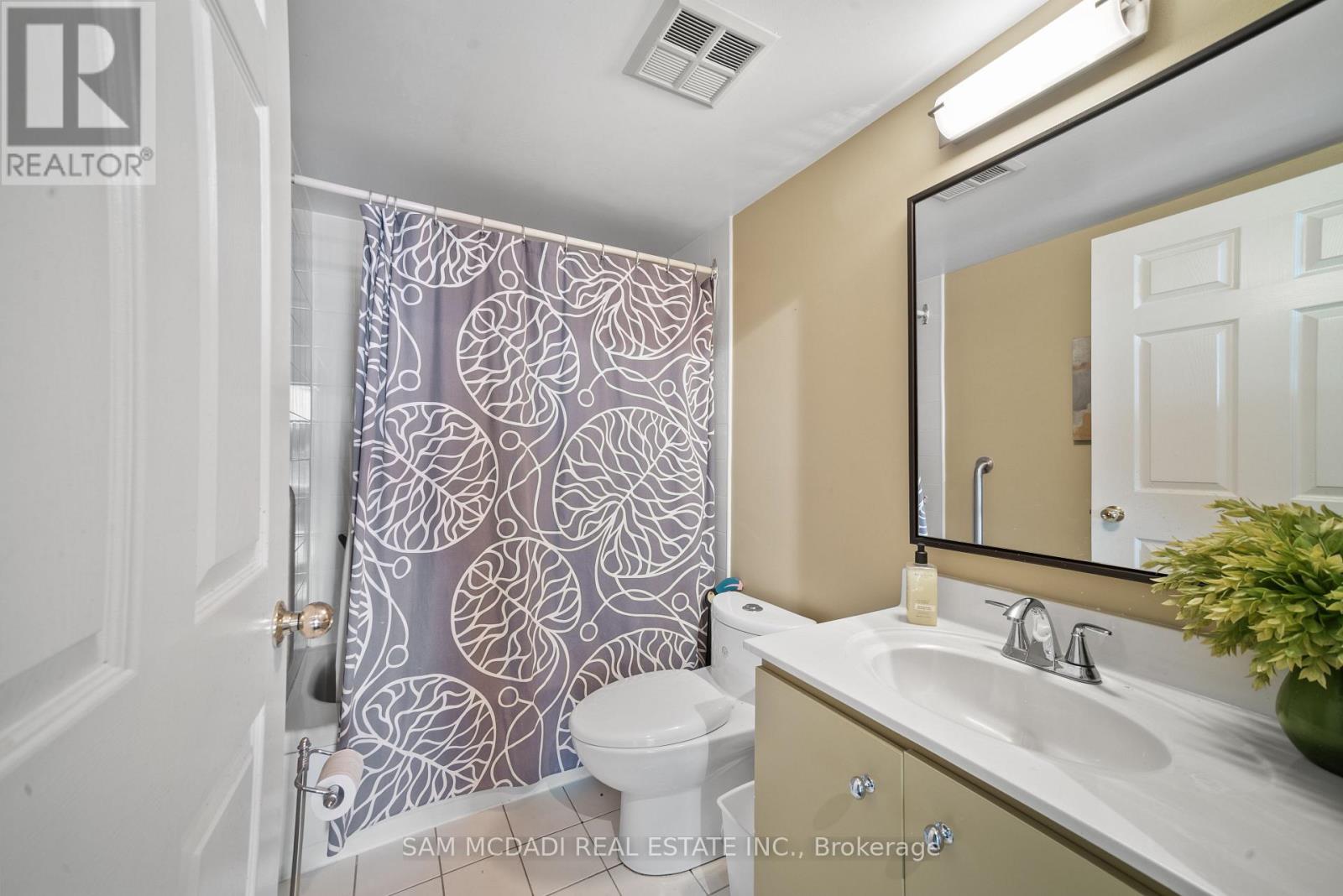 1109 - 1485 Lakeshore Road E, Mississauga, Ontario  L5E 3G2 - Photo 17 - W12510326