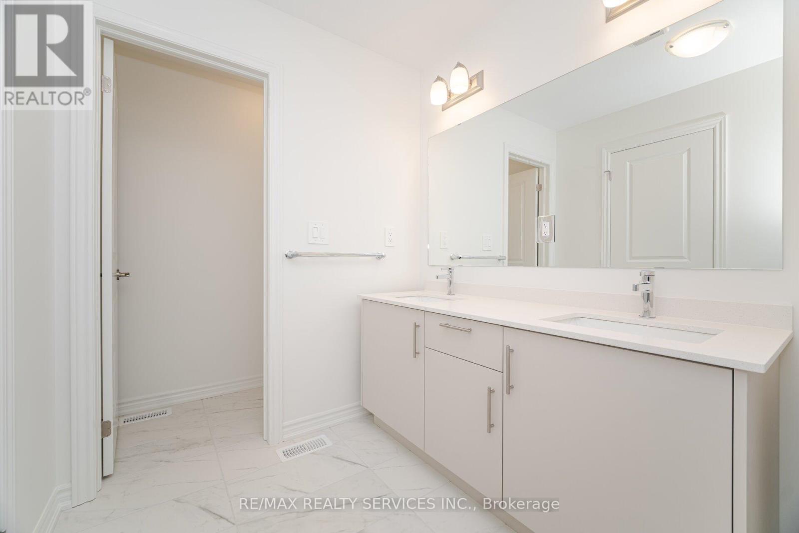 1437 Savoline Boulevard, Milton, Ontario  L9E 1G5 - Photo 38 - W12510330