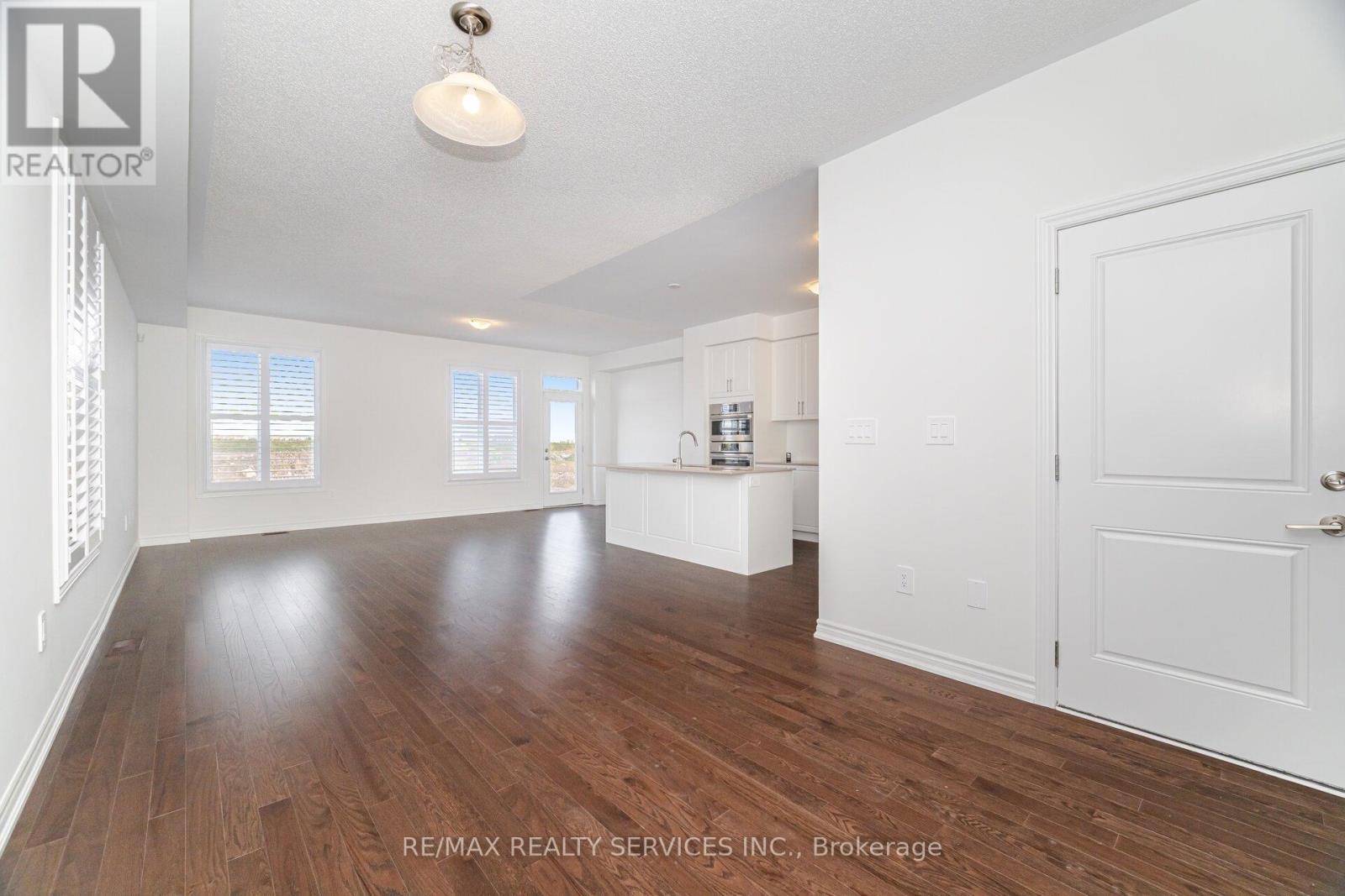 1437 Savoline Boulevard, Milton, Ontario  L9E 1G5 - Photo 8 - W12510330